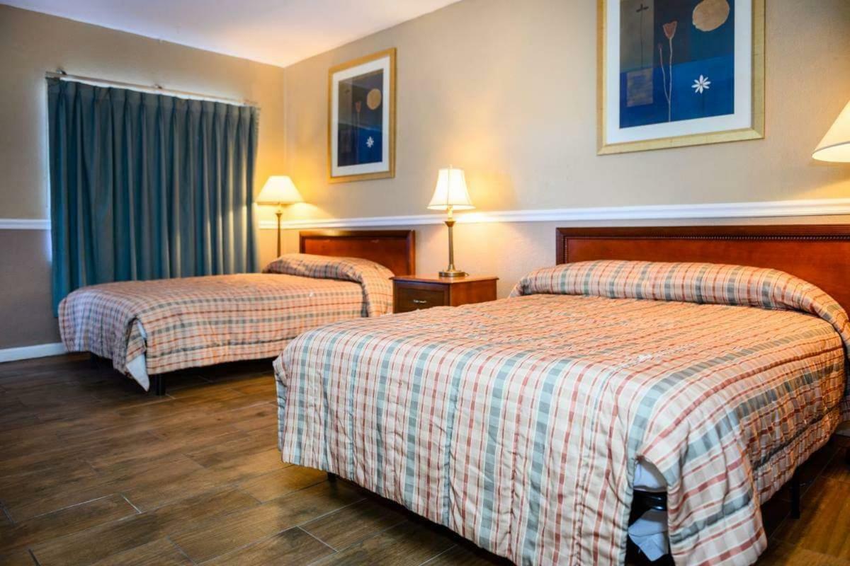 Executive Economy Lodge Pompano Beach Exteriör bild