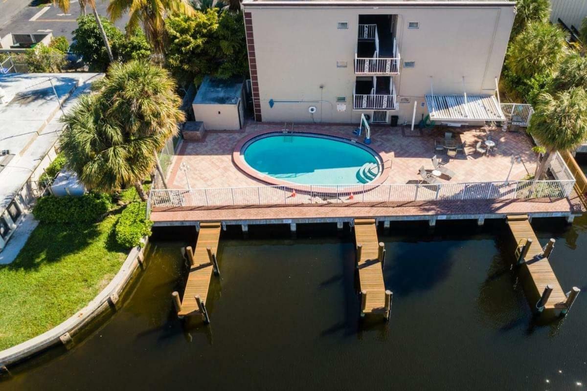 Executive Economy Lodge Pompano Beach Exteriör bild